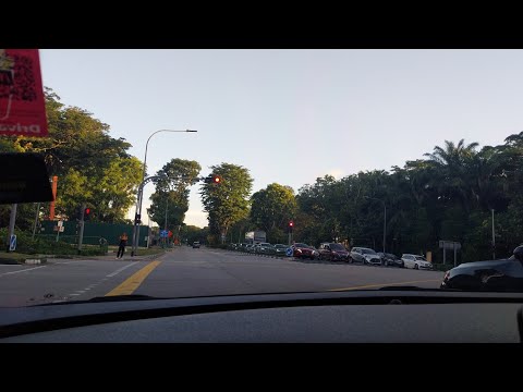 Otw to madam birthday party 🎈 🎂🍷🎉27/06/2026 .#traveling #travelvlog #singapore #birthday