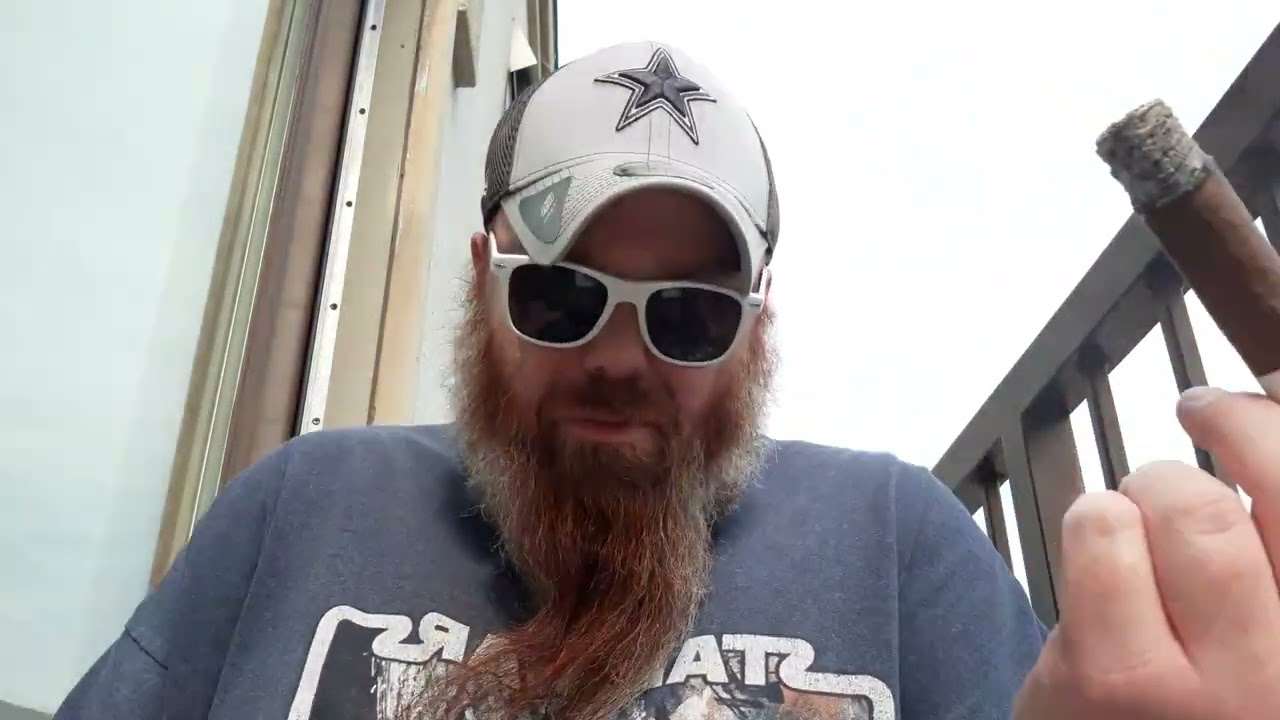 Fabrica Villazon Cigar Review by the Jay A Why Man...