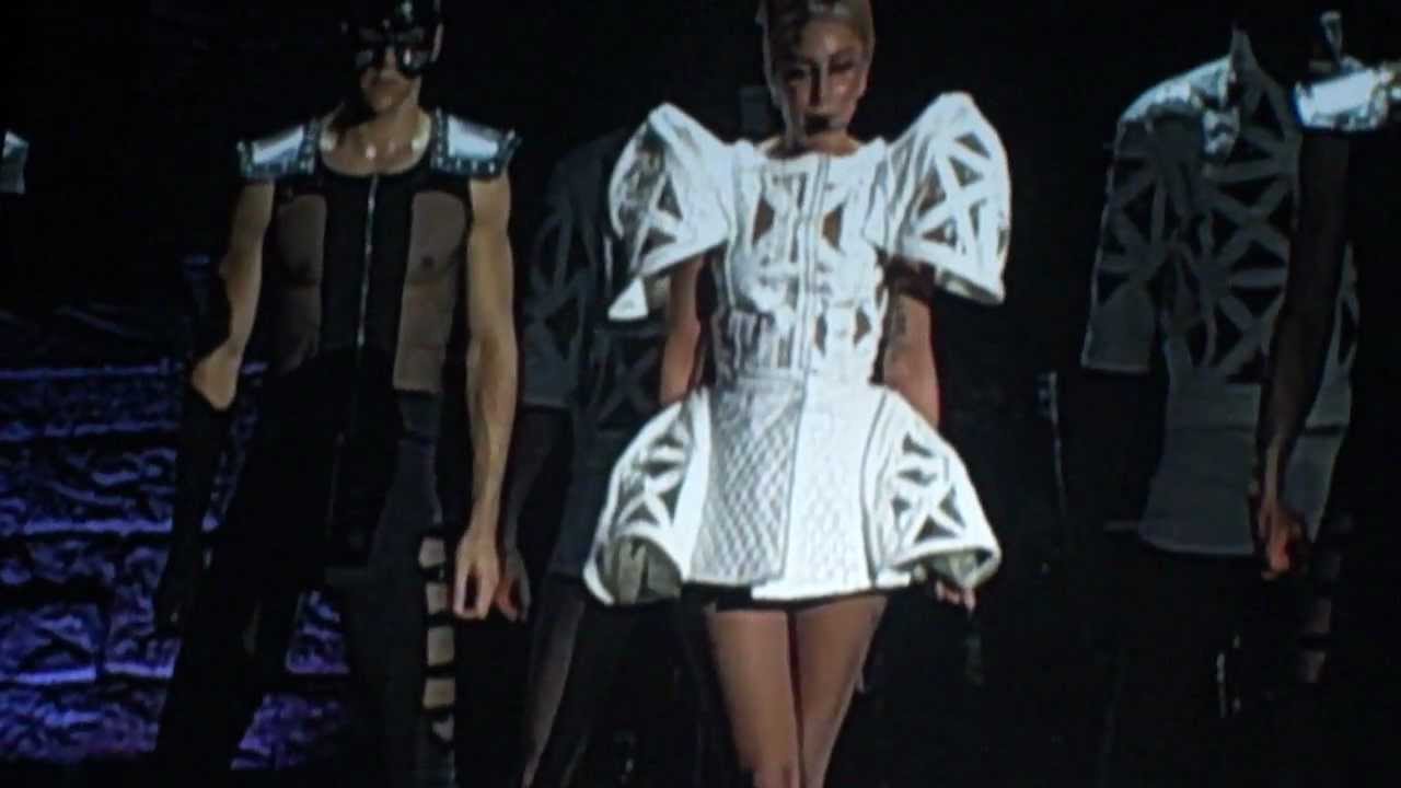 JUDAS - Lady Gaga LIVE IN MANILA May21,2012