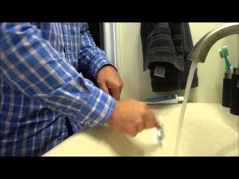 How To Make Your Disposable Razors Last Longer