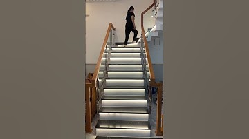 Thi công đèn led cầu thang thông minh cảm ứng bước chân