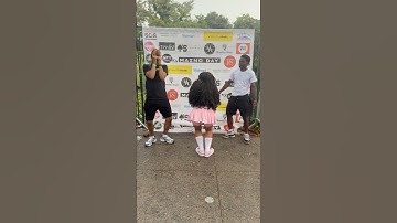 How we do? 👀 #shorts #dance #nyc #shortsdance #dancer #danielamontero1018
