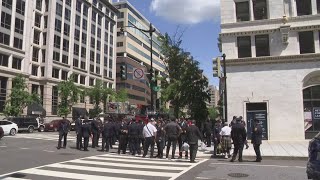 DC unveils firefighter memorial