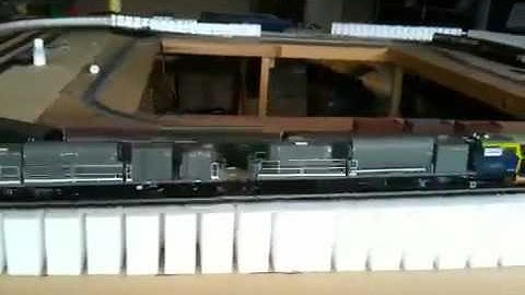 New! Bachmann MPV on test in Model Rail office