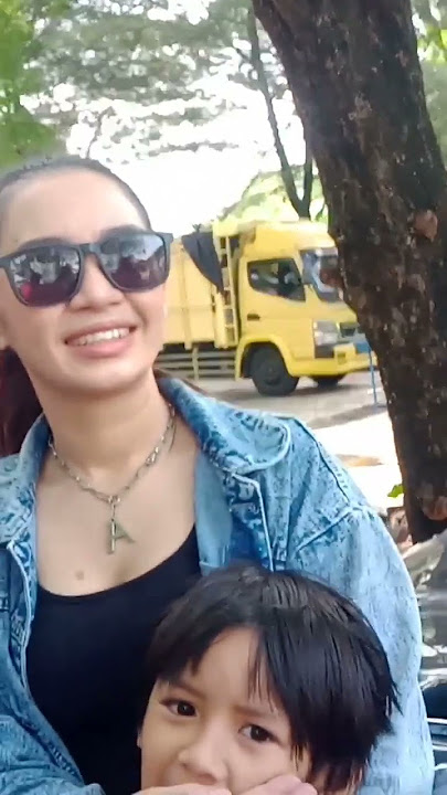 Download lagu Fans Rena Movies Probolinggo Cantik & Murah Senyum #shorts