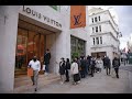 LVMH 1Q Sales Up 30% Organically Year-Over-Year