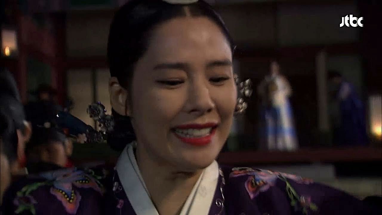 얌전을 대전에서 끌어내는 중전! 당황한 인조 - 꽃들의 전쟁 22회