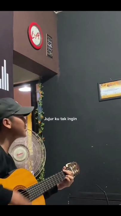 TAK INGIN USAI - COVER