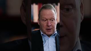 Dr. Max Otte: Zufall? Oder Ablenkungsmanöver?