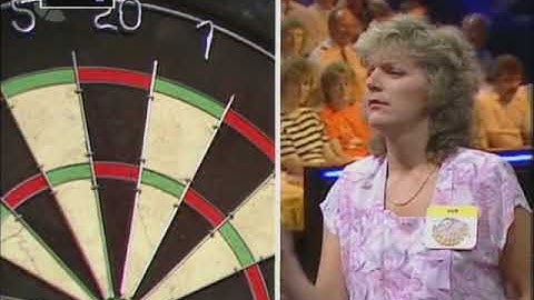 Bullseye - Non Dart Thrower Wins with Two Lucky Throws (Bully