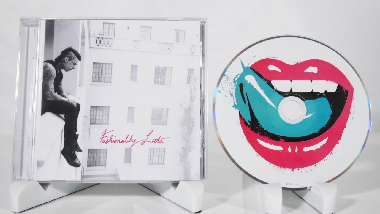 Falling In Reverse - Fashionably Late CD Unboxing - YouTube