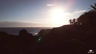 Faro al atardecer Tenerife sur el palmar