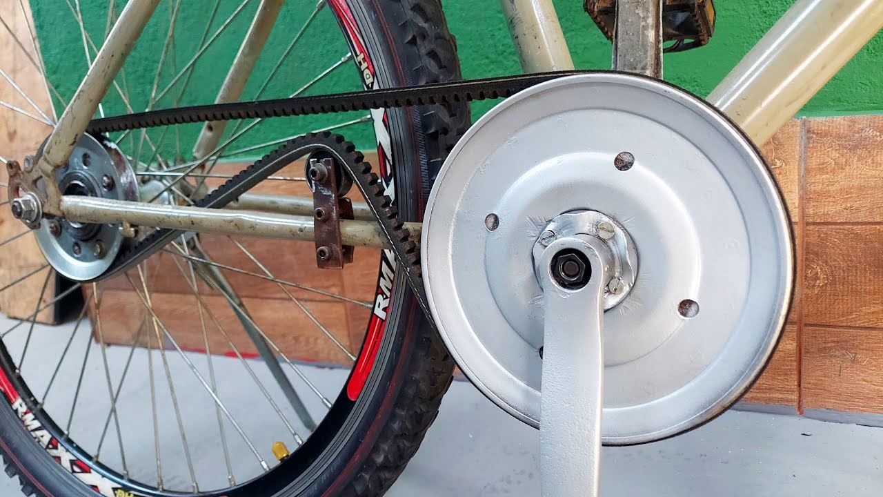bicicleta com CORREIA caseira (bike with homemade BELT)
