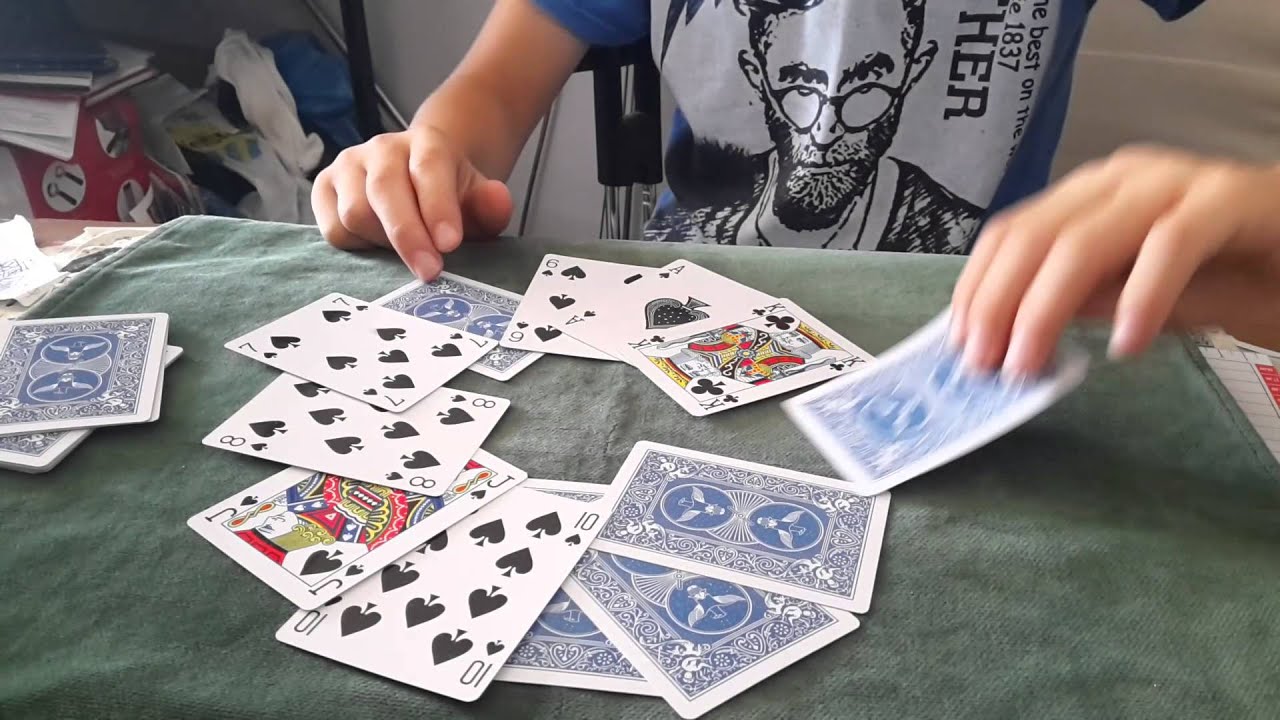 Μαγικό κόλπο με τραπουλα- Το ρολόι