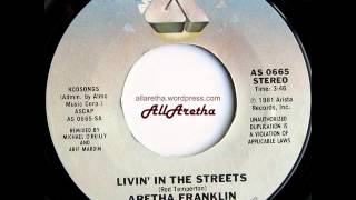 Aretha Franklin - Livin&#39; In The Streets / There&#39;s A Star For Everyone - 7&quot; - 1982