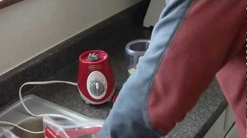 Back to Basics SE3000 Smoothie Express Review | smoothie maker | green smoothies | personal blender