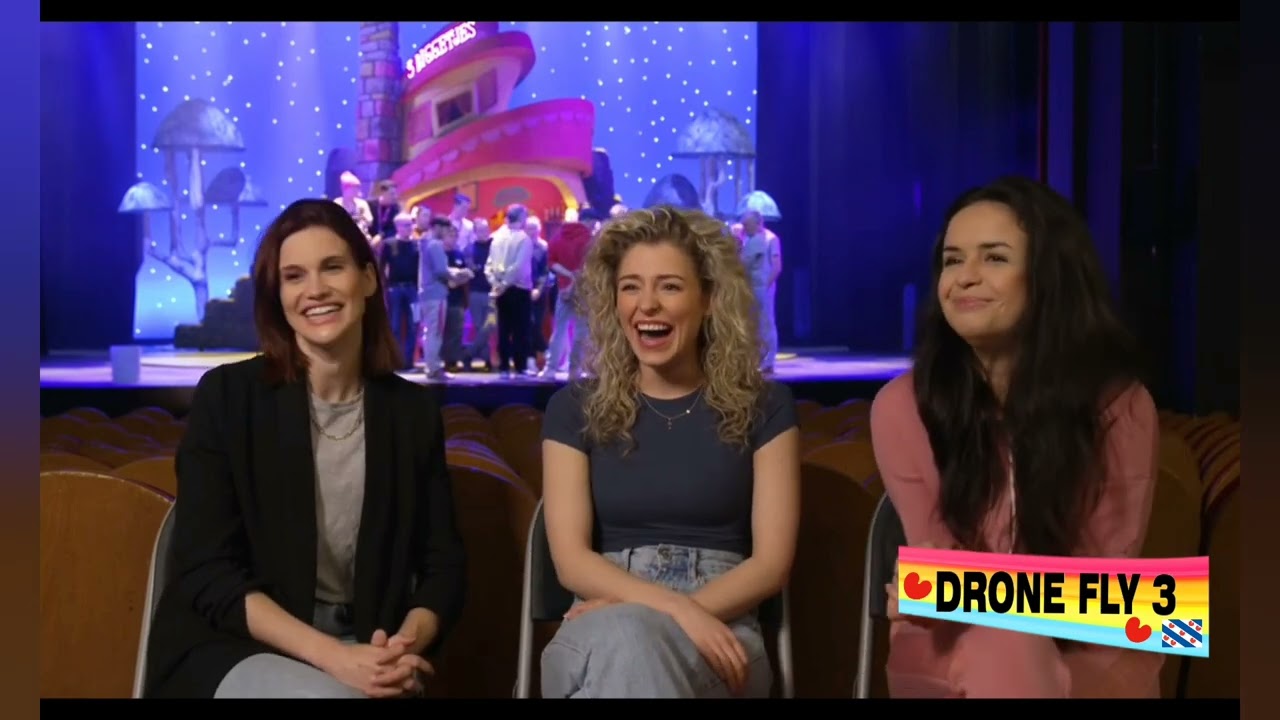 K3 exclusief Hele dag in spoor van K3 bij première van De 3 Biggetjes VTM Nieuws