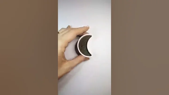 Very Satisfying and Relaxing, Drop and Squish Kinetic Sand Video