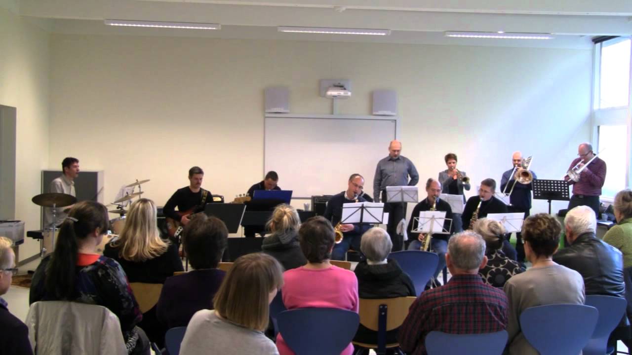 Højmeskolens Big Band 2011 - Hot Streak adlı videoyu YouTube'da izle Højmeskolens Big Band 2011 - Hot Streak adlı videoyu YouTube'da izle
