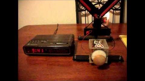 Dxing With My Custom AM Loop Antenna