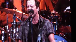 Pearl Jam perform Wasted Reprise/Better Man at Safeco Field 8-8-18