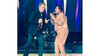 Miniatura del video "Juan Gabriel - Pero Que Necesidad ft. Emmanuel / Auditorio Nacional 18-04-2015"