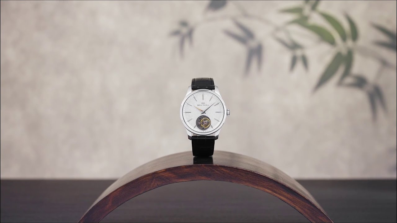 Sea-Gull Free-Sprung Tourbillon Watch. 42 x 9.4 mm. Ref. 818.12