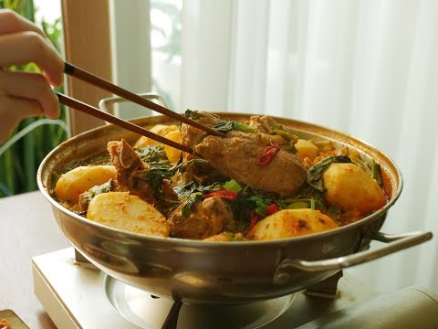 [<strong>4k</strong>] &amp;#39;뼈다귀감자탕&amp;#39; 만들기  l How to <strong>make</strong> &amp;#39;Korean pork bone soup&amp;#39; 식사는 하셨나요? l