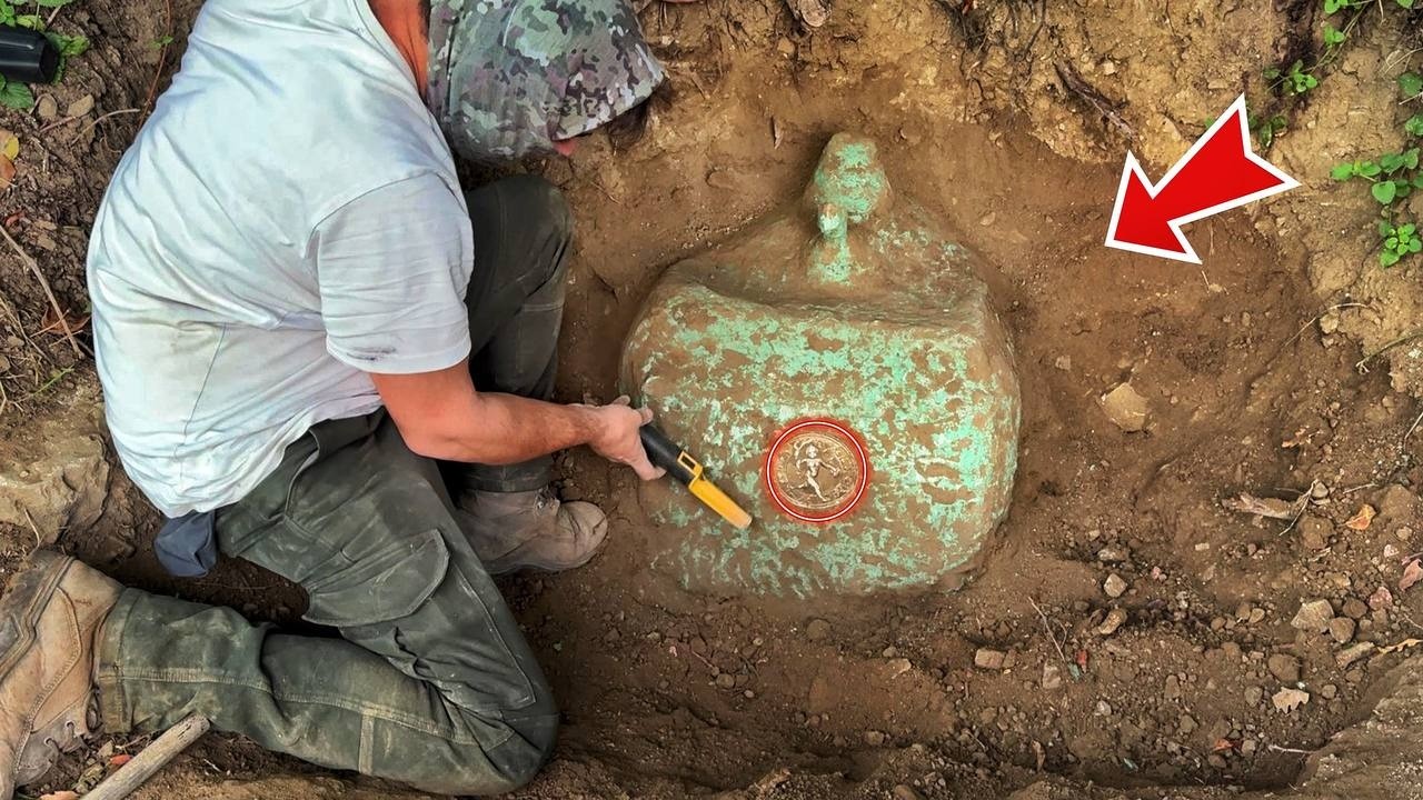 Великая охота за сокровищами❗️ Мы нашли огромное 1000-летнее сокровище с помощью металлоискателя!