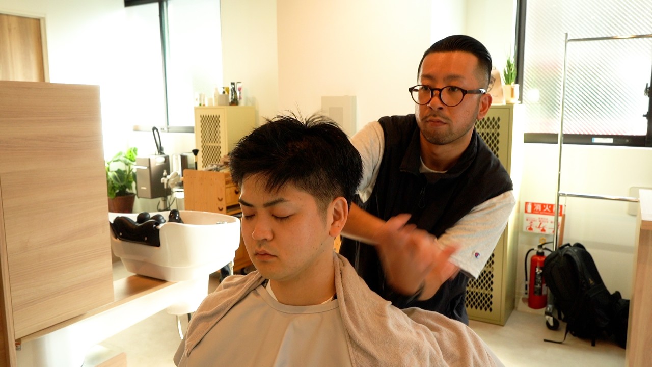 💈🇯🇵レコードが並ぶ街の床屋、町田の「大楯理髪店」でヘアカット、シャンプー、シェービング、フェイシャルマッサージ