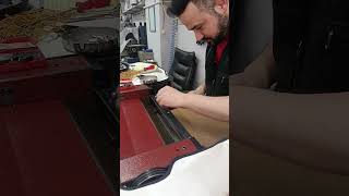 Skiving for Production Efficiency – Leather Thickness Control (Factory Process)