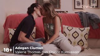 Adegan Ciuman Valerie Thomas dan Giulio Parengkuan