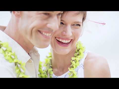 a-hawaiian-vow-renewal-ceremony