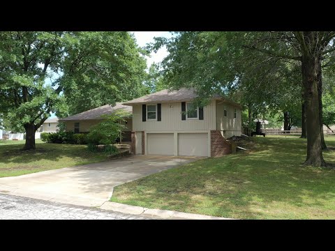 503 Opera House Ln, Odessa, MO home video tour