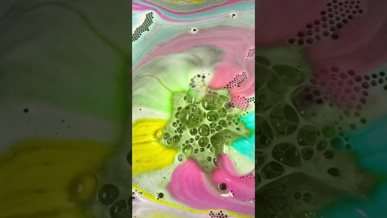 Galactic Spa Amazon Bath Bomb Demo