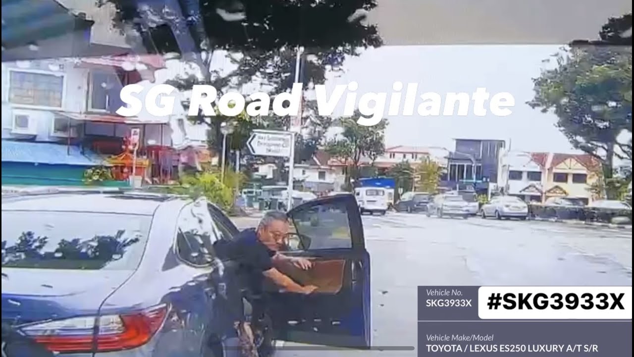 14jul2023 #SKG3933X lexus es250 fail to form up to turn right upset at ...
