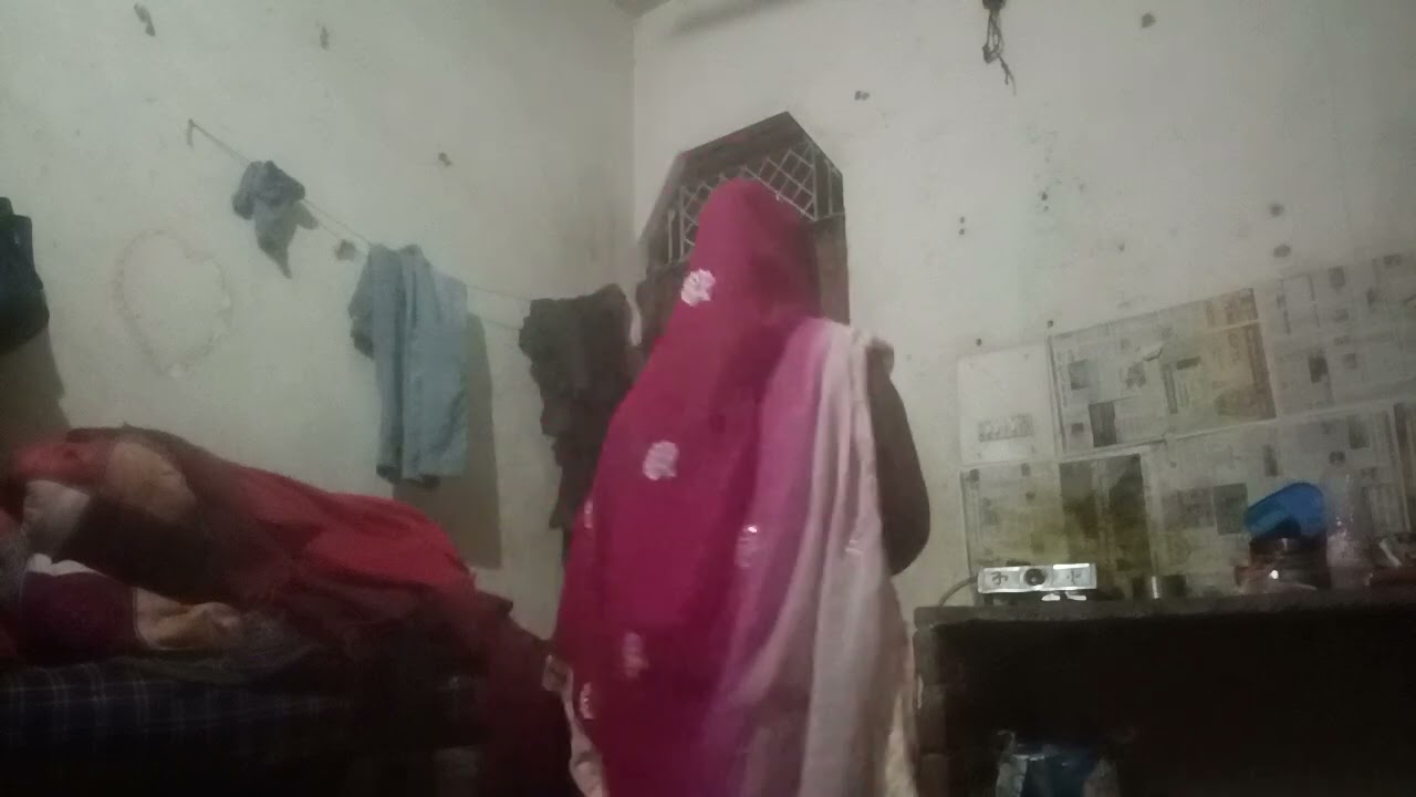 Aapse hajir ka nibandh Hai Mera video dekha kariye jukam karya karte hue Ham sacchai video dikha de 