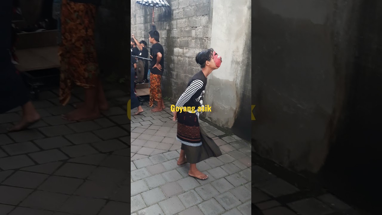 topeng goyang