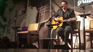 Famous E Walker Ward This Little town 2019 Net Worth