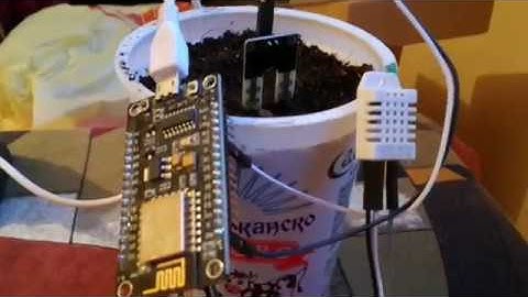 ESP8266 Arduino greenhouse wireless thermometer, humidity and soil moisture with tft screen v.2