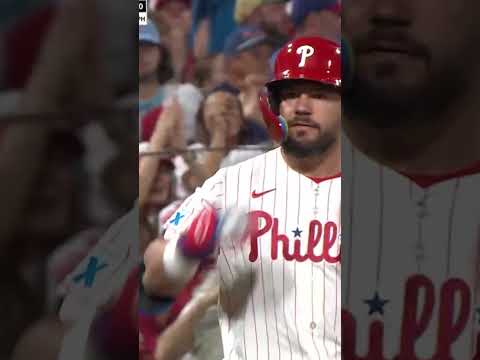 Speed, I am speed 🏃 Kyle Schwarber hits a rare triple during Sunday Night Baseball!