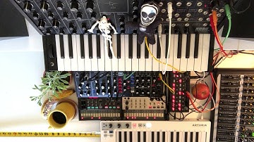 Jam 0048 • Korg • MS-20 • SQ-1 • Volca Keys • Volca FM • Behringer • Model D • Arturia • Keystep