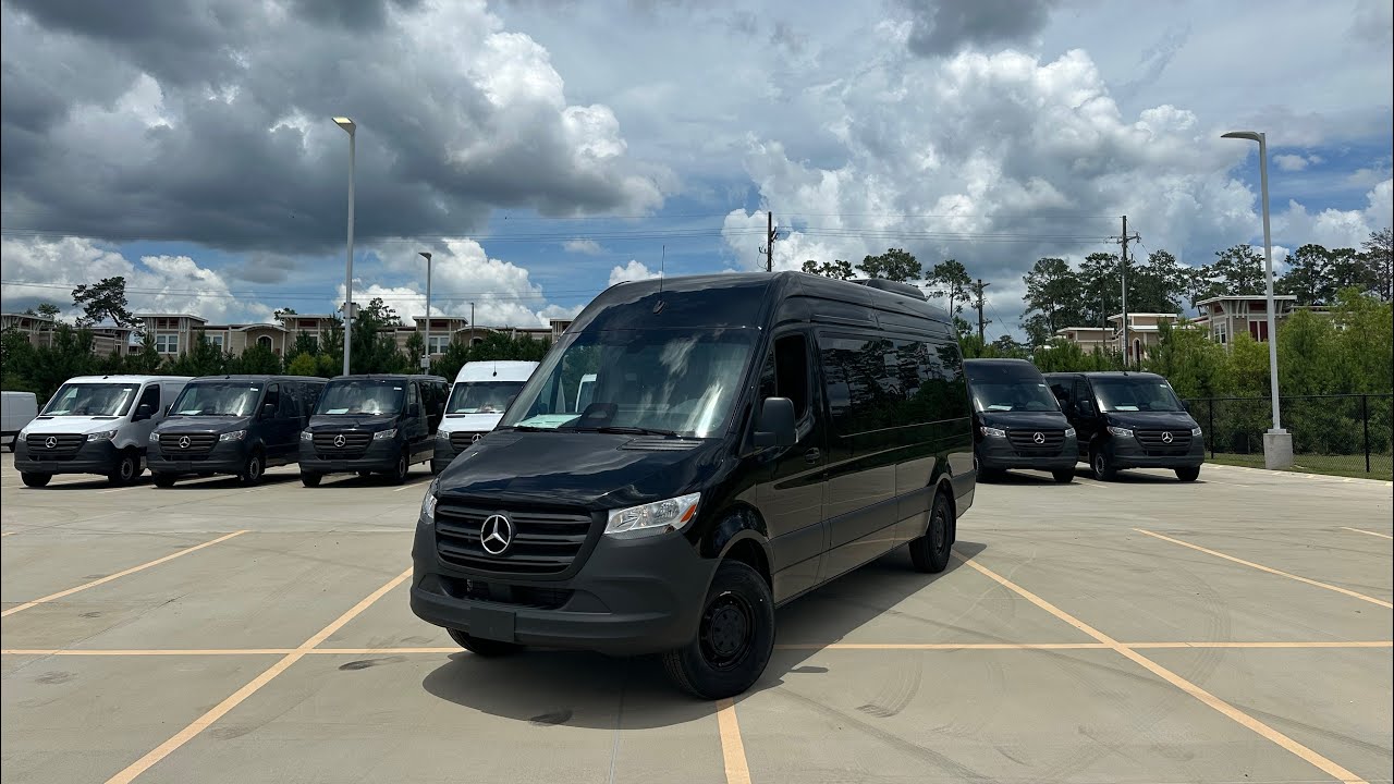 2025 Mercedes-Benz Sprinter 170” High Roof Passenger at Mercedes-Benz of Covington