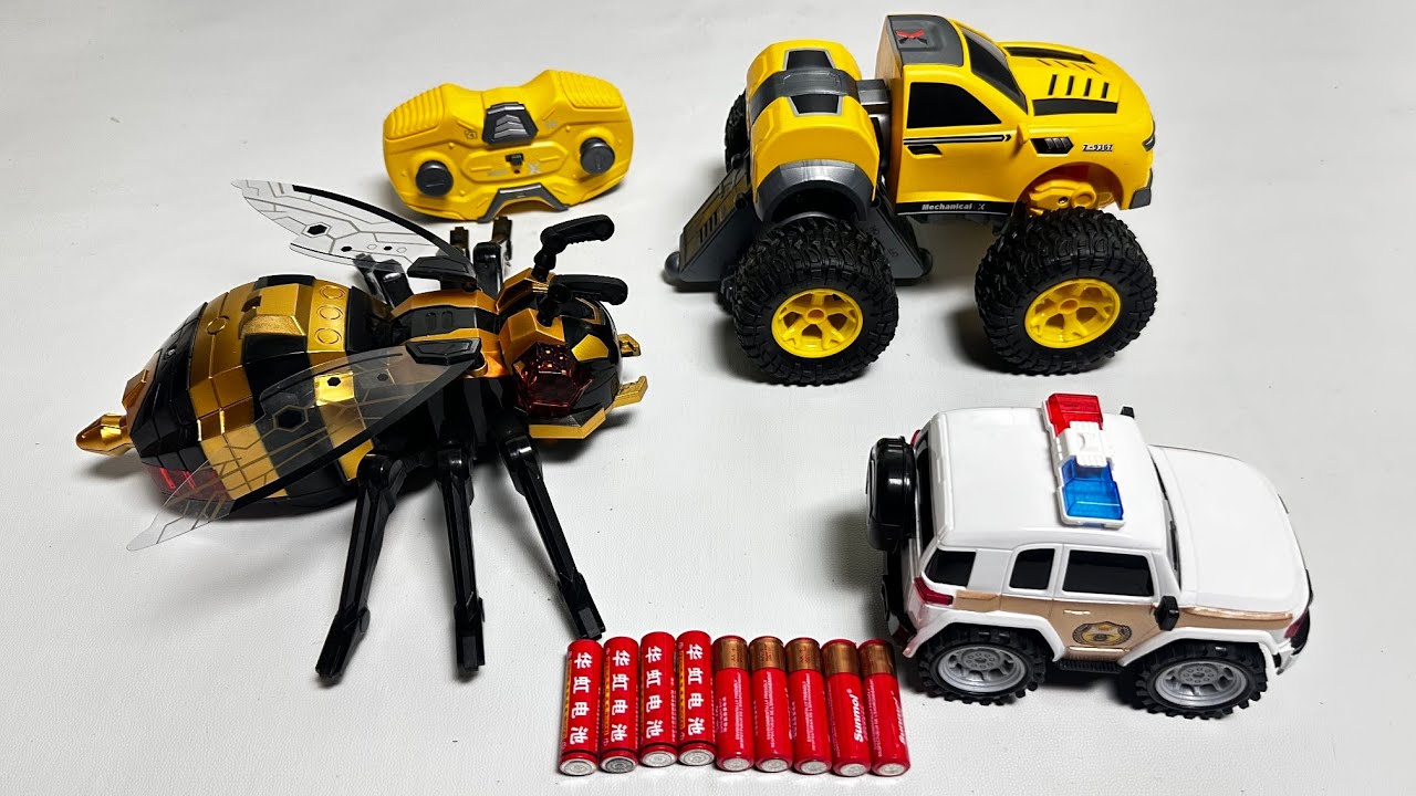 Unboxing and Testing RC Police Car, Remote Control transformation robots Car,RC Bee Spray 
