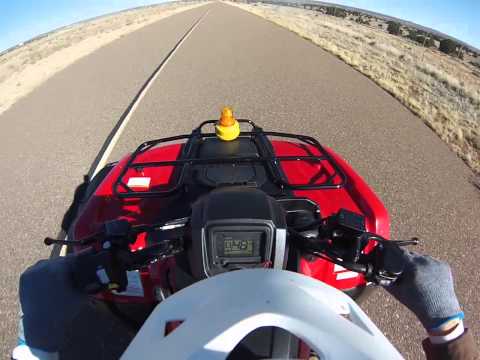 Video: Muaj pes tsawg tus 2016 Honda Rancher?