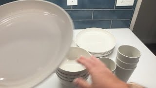Love this dinnerware set by Wheat Straw. Let me tell you why