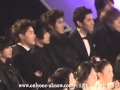 TVXQ watching Big Bang's stage [MKMF 2008]