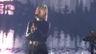 London Grammar - Bones of ribbons - Live at Rockhal