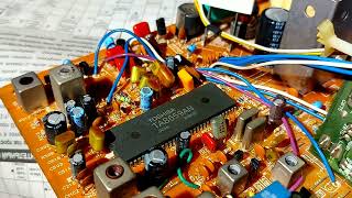 видео: Toshiba COLOR TV 2135XSR. Курсы телемастеров. Раритет из прошлого века. картинка: Toshiba COLOR TV 2135XSR. Курсы телемастеров. Раритет из прошлого века.