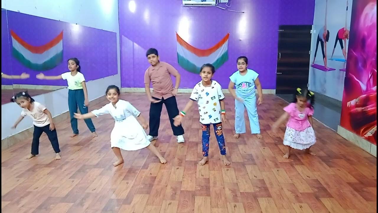 Hum Bharat Ke Hain / Patriotic Song / kids Dance / Easy Dance Steps /Independence Day Special Hum Bharat Ke Hain / Patriotic Song / kids Dance / Easy Dance Steps /Independence Day Special